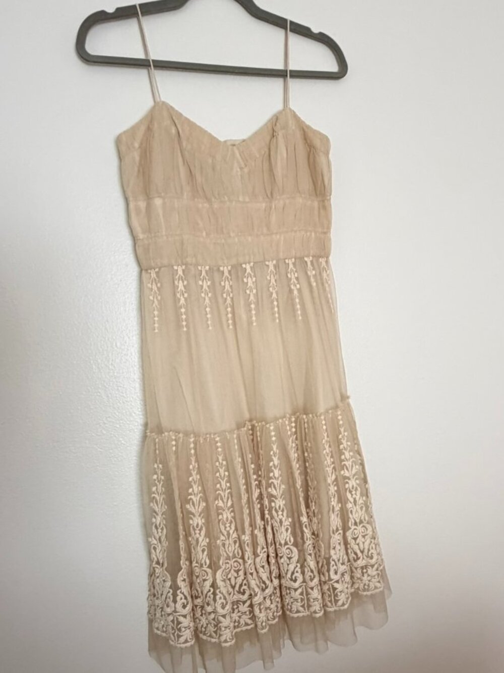 Tocca Size 2 Embroidered Lace Mesh Midi Dress